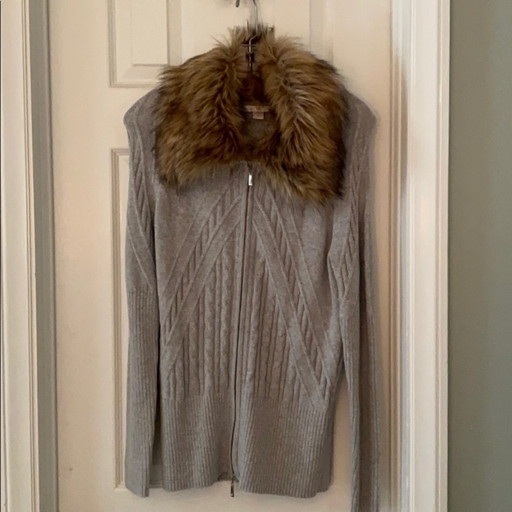 Zip up sweater with faux fur collar